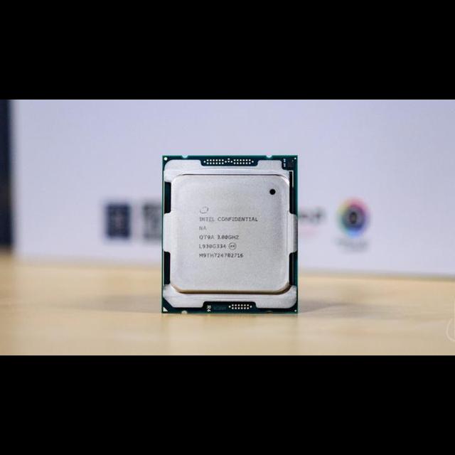 TWiCH 543: Intel is NOT Extreme - Intel I9-10980XE EXTREME EDITION, Snapdragon 865 - podcast episode cover