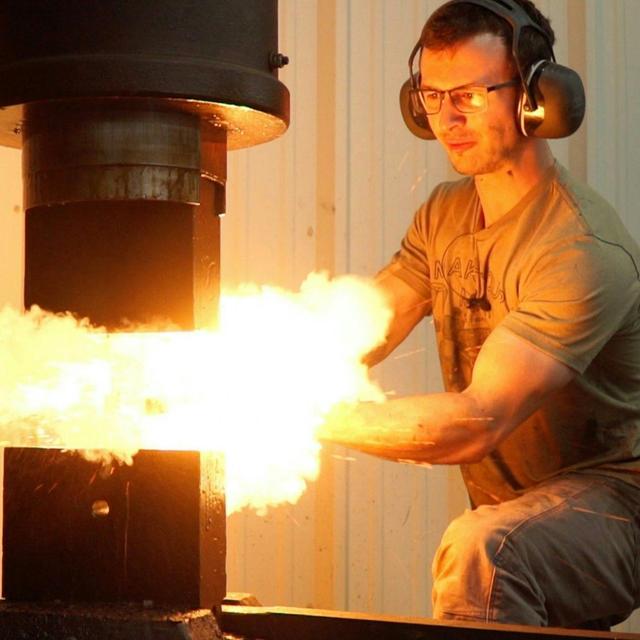 Master Bladesmith Liam Hoffman - podcast episode cover