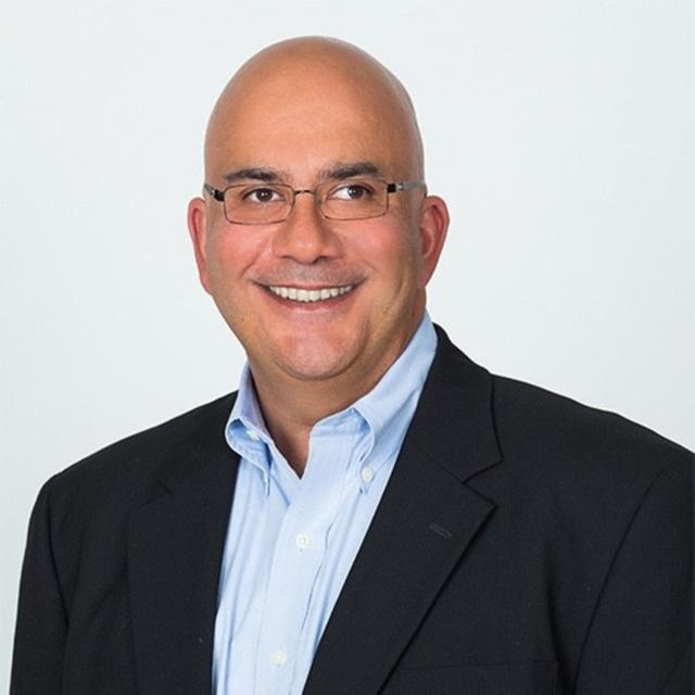 1094: Mapping Revenue Levers for Next‑Gen Data Businesses | Dilip Upmanyu, CFO, Cloudera - podcast episode cover