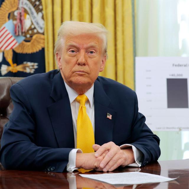 Can Trump survive a recession? - podcast episode cover