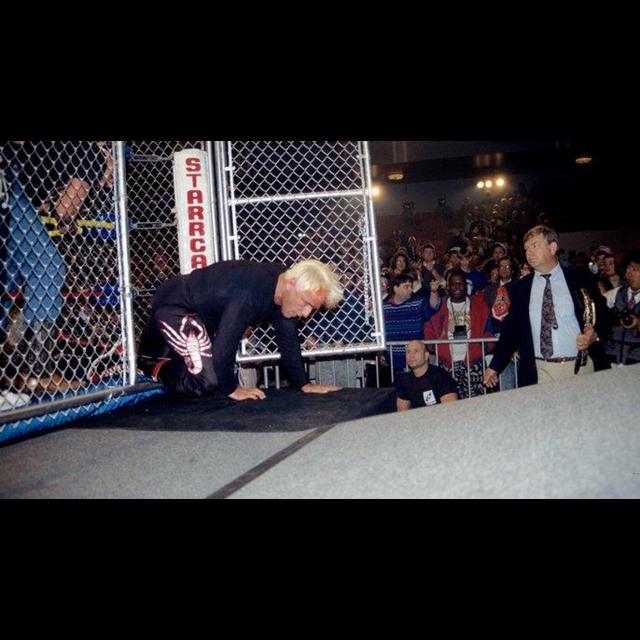 064: Starrcade 1990 w/ Carl Stewart - podcast episode cover