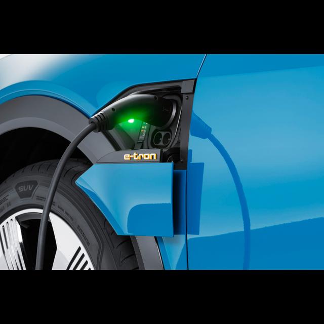 CEP065 Audi e-tron - podcast episode cover
