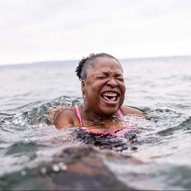 Ready to cold plunge? We dive into the science to see if it's worth it - podcast episode cover