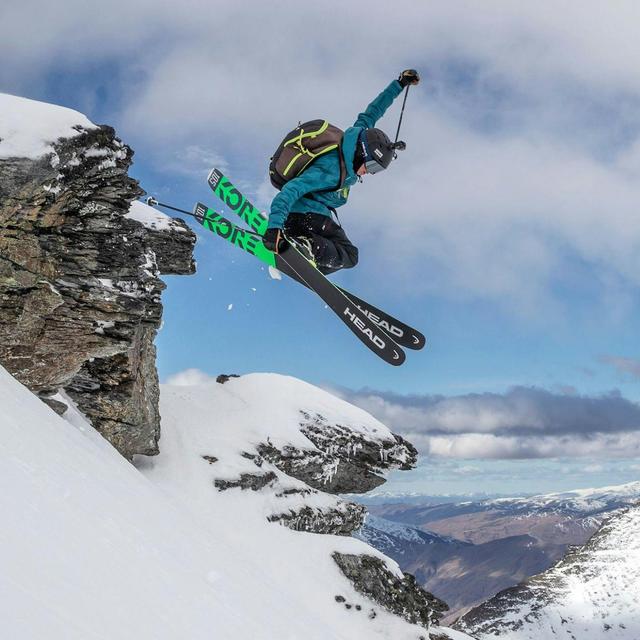 Freeskiing World Champion Jess Hotter - podcast episode cover