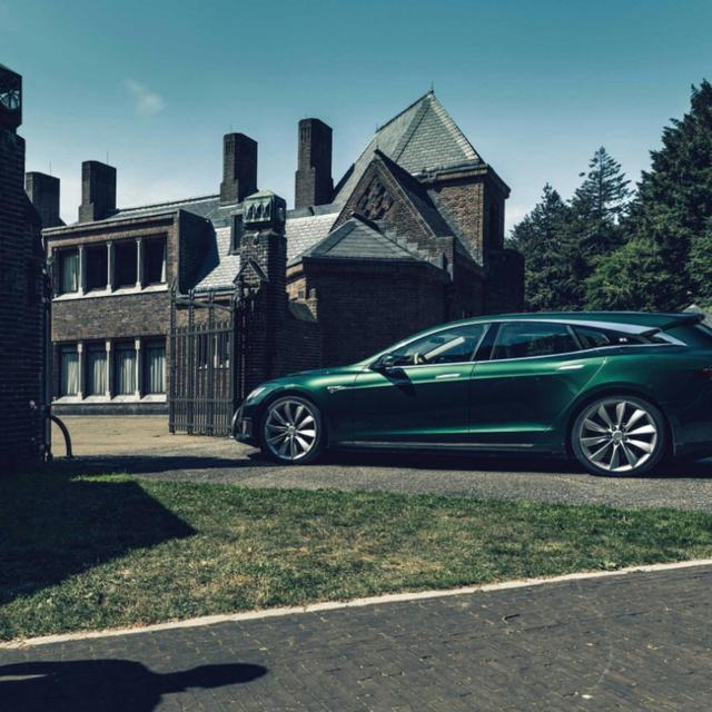 Niels Van Roij | Automotive Design / Coachbuilding - podcast episode cover