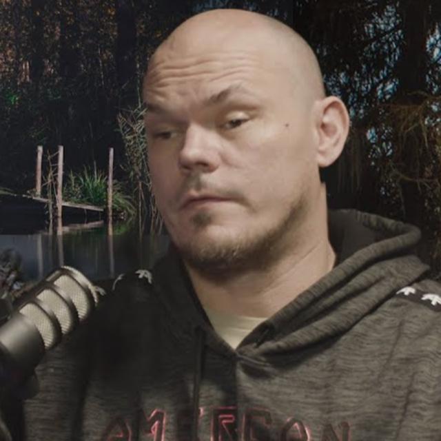 Inebriated Yetis and Bigfoot Burgers - podcast episode cover