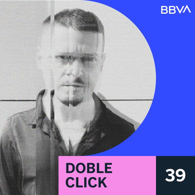 Doble click con Héctor Ayuso: crear desde la vulnerabilidad - podcast episode cover
