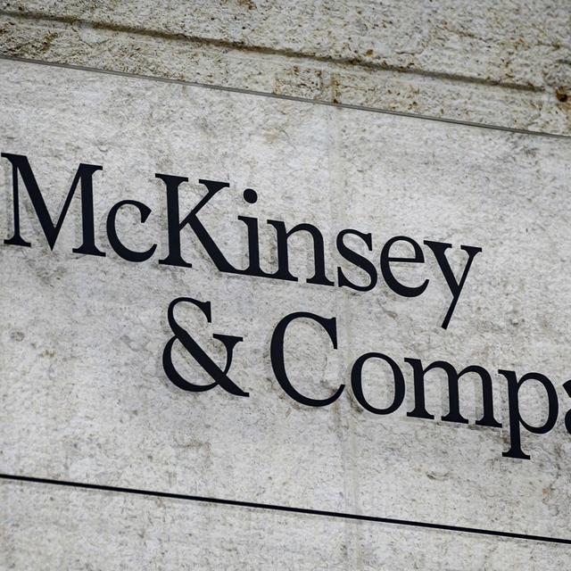 PREVIEW - Confessions of a McKinsey Consultant (w/ Garrison Lovely) - podcast episode cover