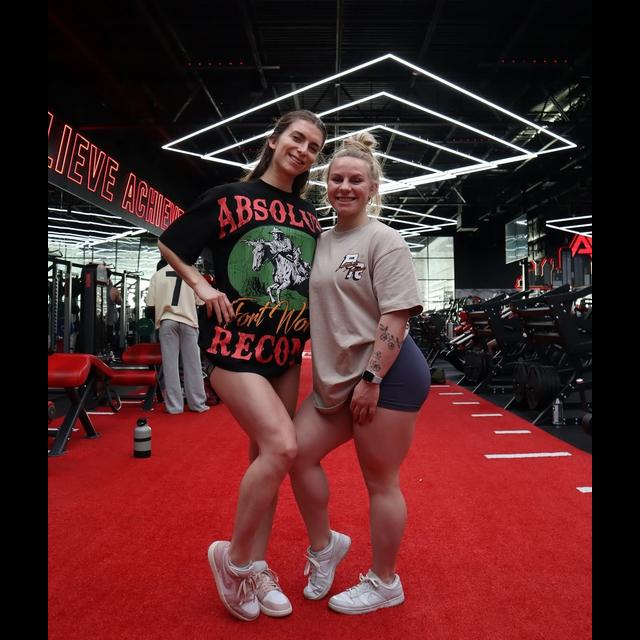Grace & Kailynn - Competing for Pro Cards While Doing 12 Hr ICU/ER Nurse Shifts - podcast episode cover