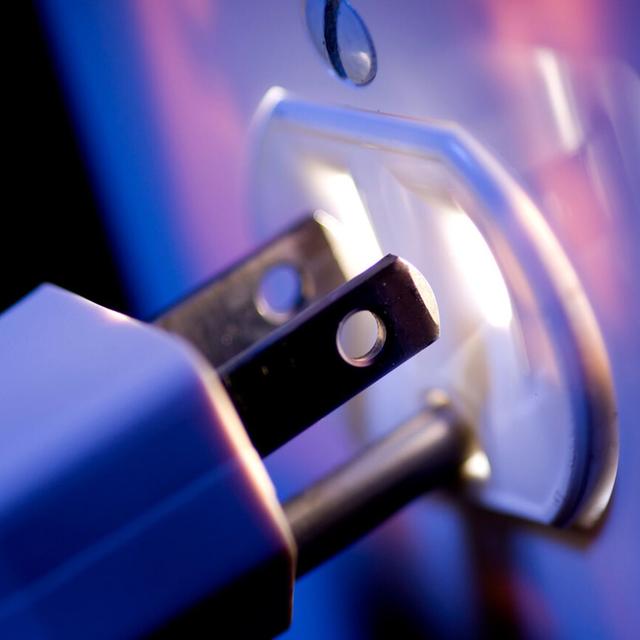 #428: Dirty Electricity With Justin Frandson - podcast episode cover