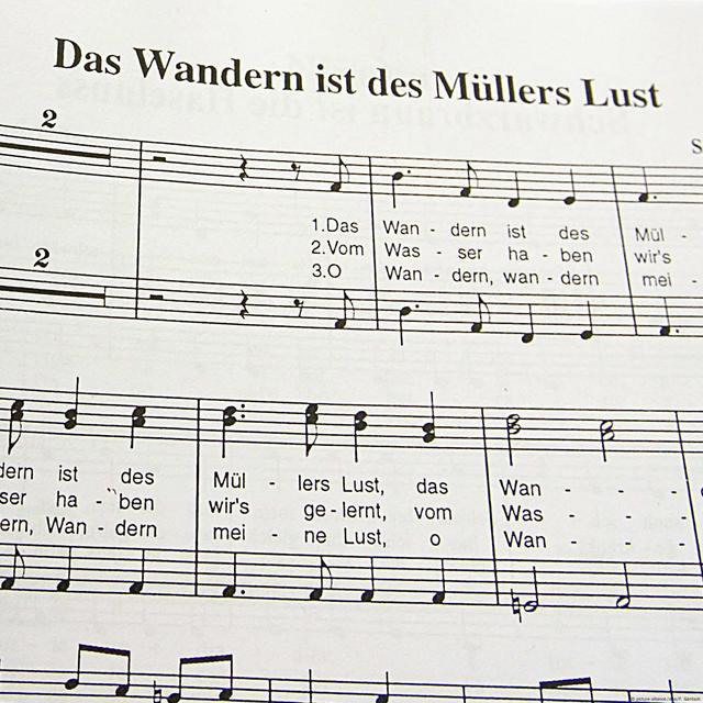 Das deutsche Volkslied – ein Auslaufmodell? - podcast episode cover