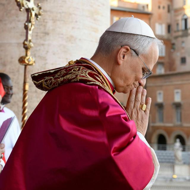 Chicago Pope - podcast episode cover