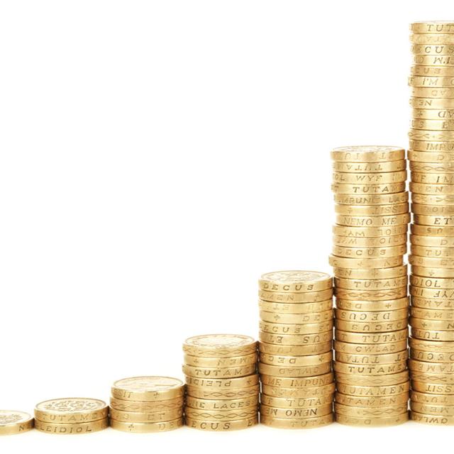 Top 10 Growth Stocks 2024 - podcast episode cover