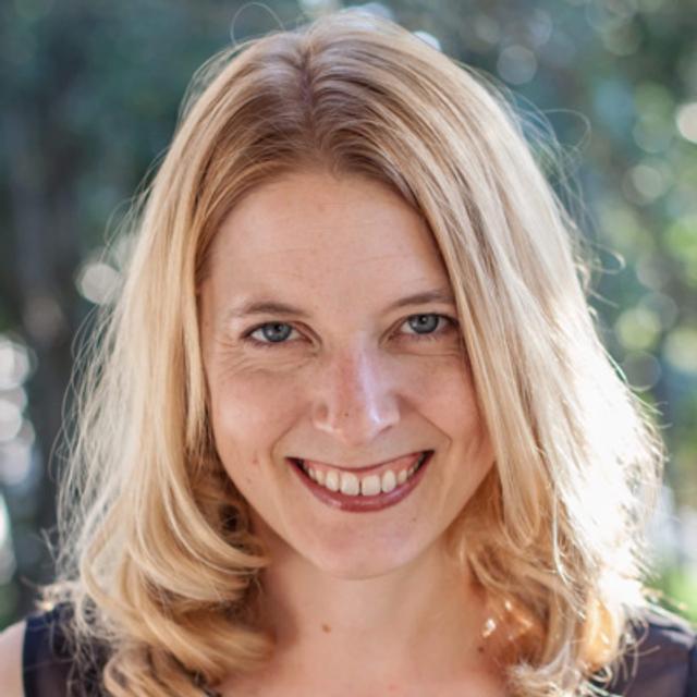 115. How to Be Productive Like The Top 1% | Laura Vanderkam - podcast episode cover