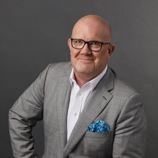 Cemoh116: Creating a Need For Your Product and How to Keep Your Team Inspired with Darren Needham-Walker - podcast episode cover