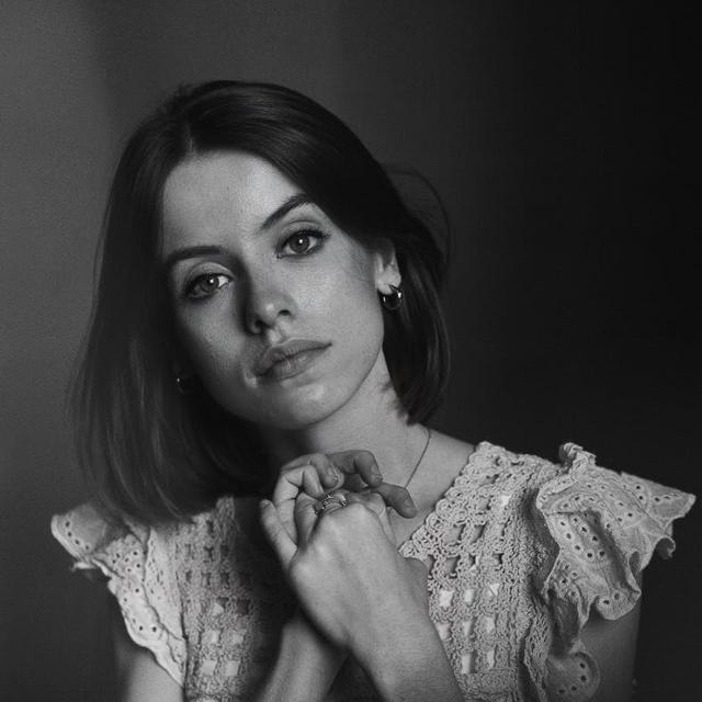 S10E08 - Rosie Day - podcast episode cover
