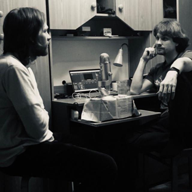 065 - One month in Berlin (Dialogue) - podcast episode cover