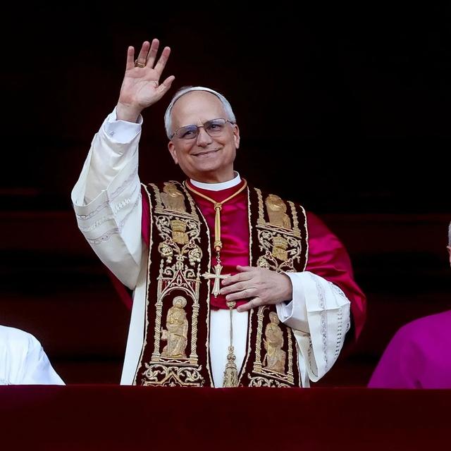 #12242 Pope Leo XIV: The First American Pope – Behind the Scenes with Dr. Matthew Bunson - Matthew E. Bunson - podcast episode cover