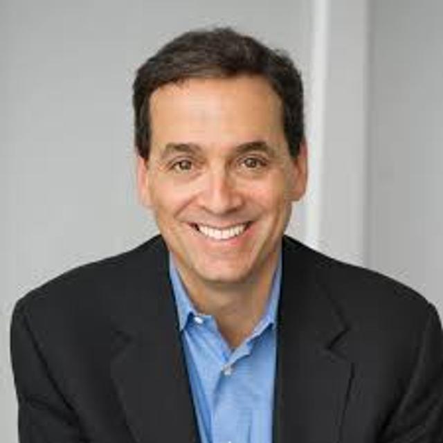 SPOTLIGHT: Dan Pink on Motivation and Drive (20 Min) - podcast episode cover