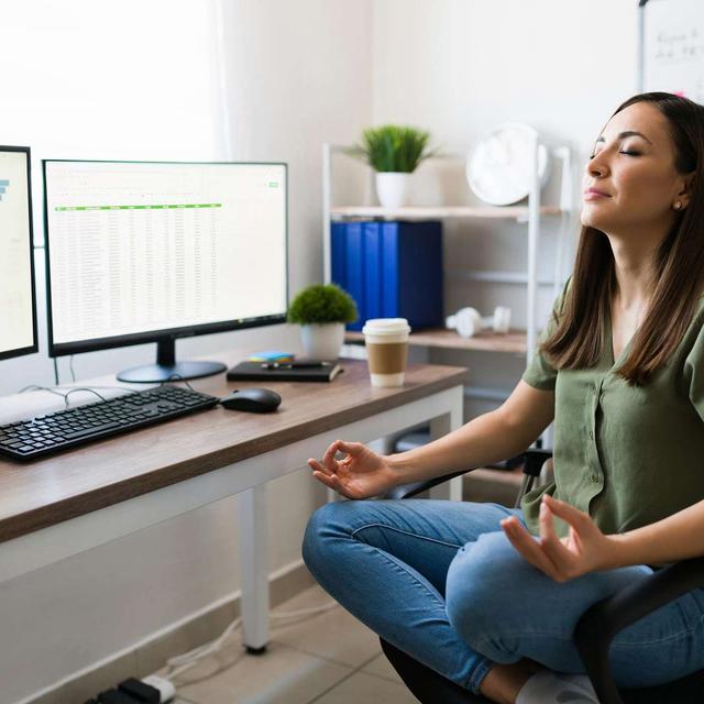 Mindfulness To Increase Productivity: Your Key To Success - podcast episode cover
