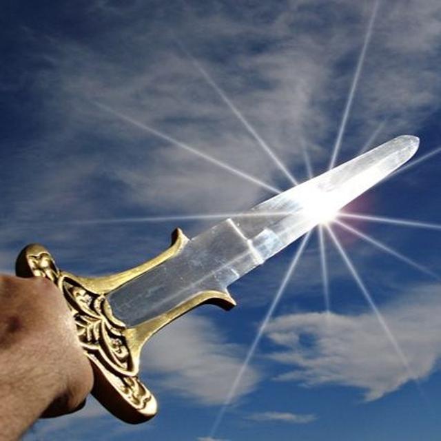Rabbi says: The Moshiach (Messiah) 'Could' Come This Year - The Tamar Yonah Show - podcast episode cover