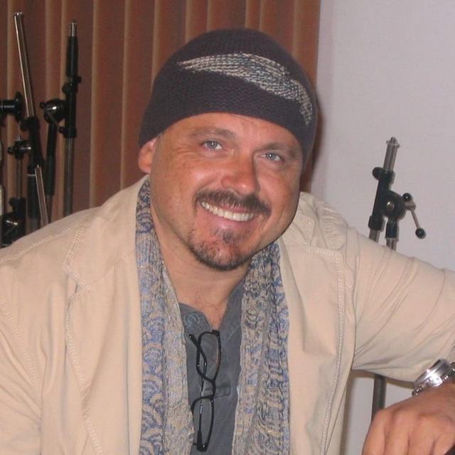 Ep. 156 - WALTER AFANASIEFF ("All I Want for Christmas is You") - podcast episode cover
