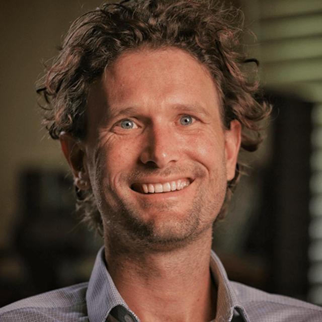 How Powerful Networks Exploit Australia: Speaking with Dr. Cam Murray, the Fresh-Thinking Aussie Economist - podcast episode cover