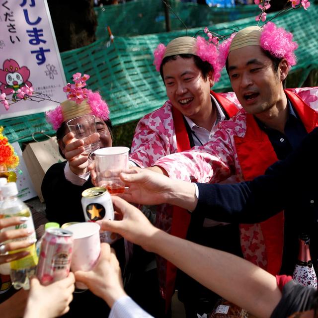 152: The cherry blossoms are here and business is blooming - podcast episode cover