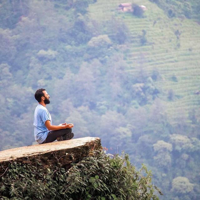 10-Minute Guided Spiritual Meditation: A Path To Awakening - podcast episode cover