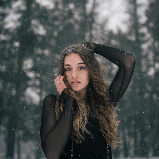 Miette Hope B.M. '18 Sings Newest Single, "Release Me" - podcast episode cover
