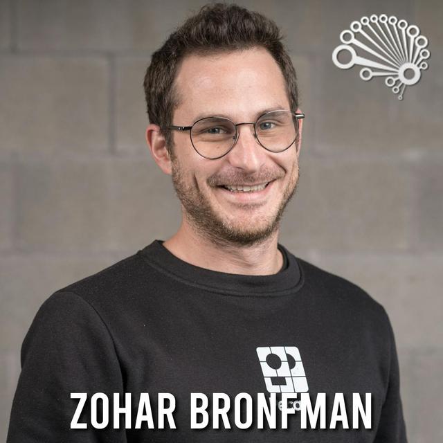 907: Neuroscience, AI and the Limitations of LLMs, with Dr. Zohar Bronfman - podcast episode cover