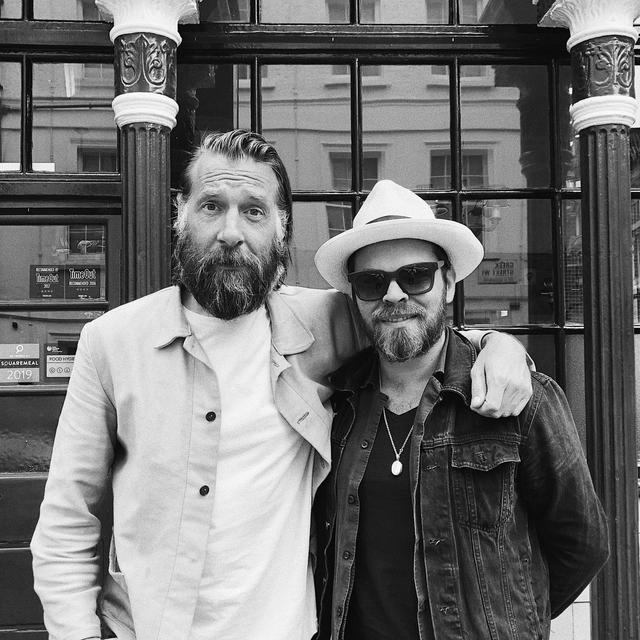 S05E10 - Gaz Coombes - podcast episode cover
