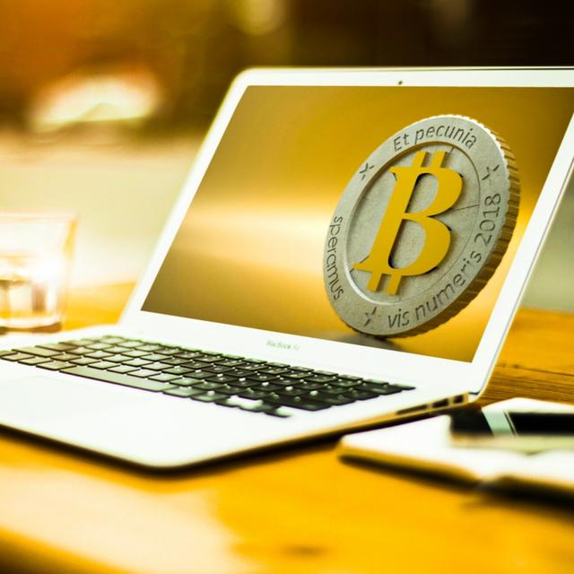 Blackrock vs Grayscale -Which is the Largest Bitcoin ETP? - podcast episode cover