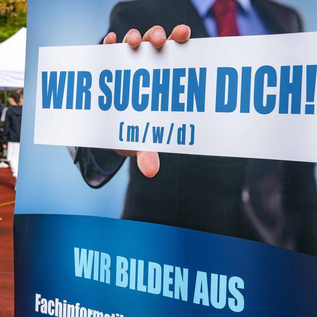 Warum Millionen junge Deutsche keine Ausbildung haben - podcast episode cover