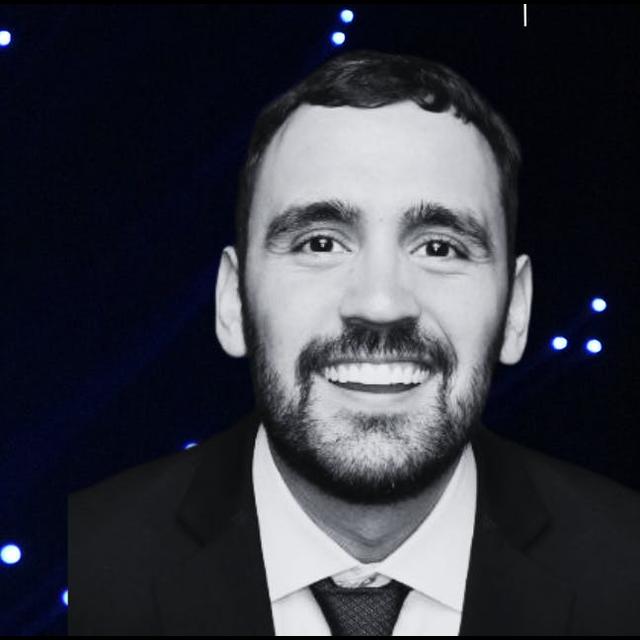 E54: The Presentation Revolution with Jon Noronha, Co-Founder of Gamma - podcast episode cover
