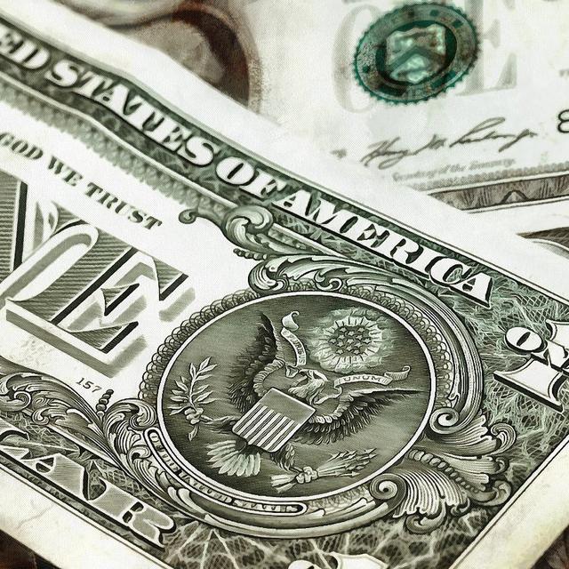 Lynn Parramore on Reframing Economics for the People & Solving Systemic Economic Issues - podcast episode cover