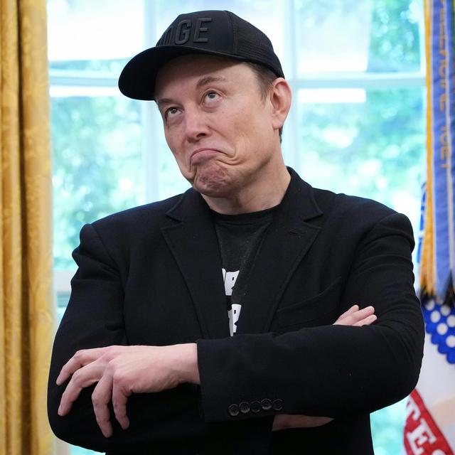Elon and the Genius Trap - podcast episode cover