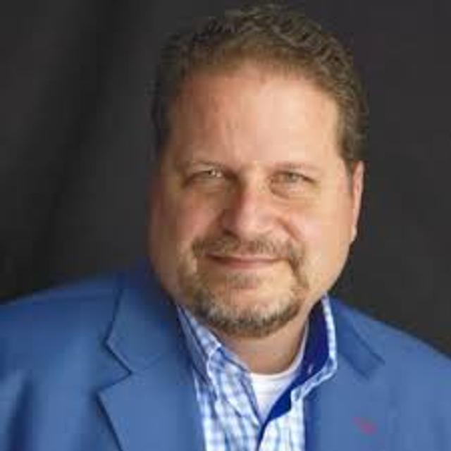 Inside the Customer Mind: Jobs-to-be-Done Theory with Bob Moesta - podcast episode cover