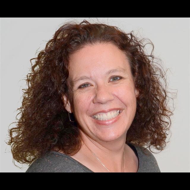 Why Zappos Broke HR:  Hollie Delaney, Zappos - podcast episode cover