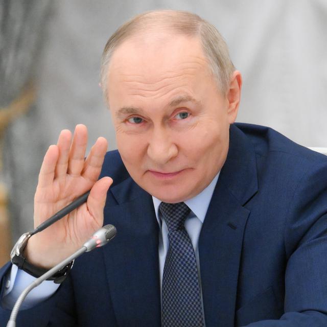 Putin plündert Rentenfonds der Russen für den Krieg - podcast episode cover