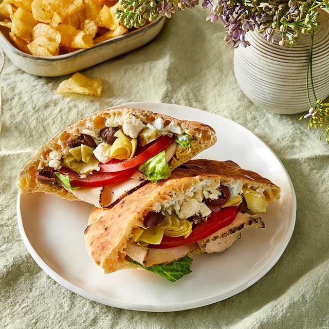 Emily Ziemski makes Loaded Chicken Pitas - podcast episode cover