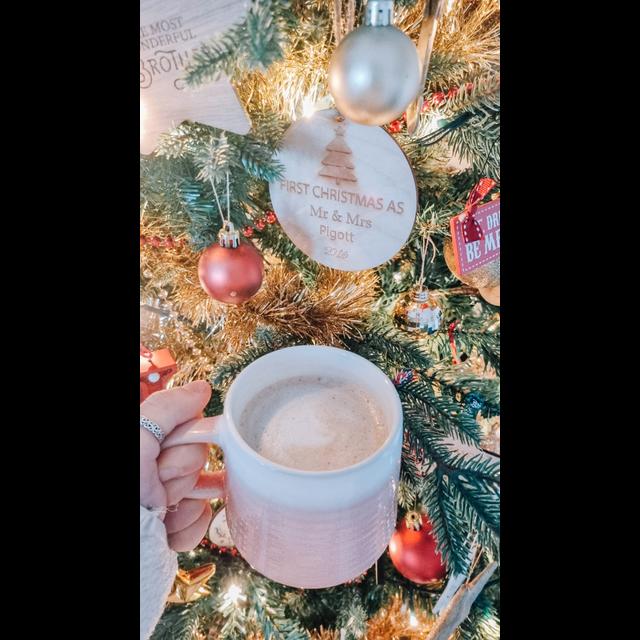 Is it time to embrace a slow & simple Christmas? - podcast episode cover