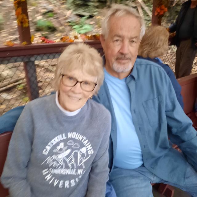 A Life on the Mountain Top with Dede Terns-Thorpe and Ed Thorpe - podcast episode cover
