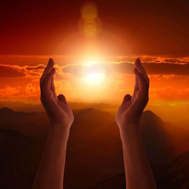 Heartwarming Guided Meditation To Overcome Anxiety - podcast episode cover