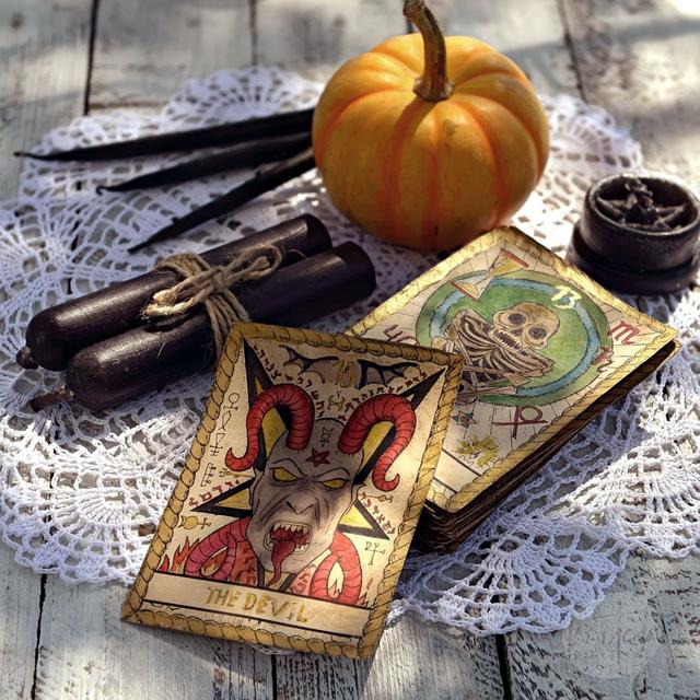 Beginner Friendly: How To Do A Yes Or No Tarot Reading For Quick Answers - podcast episode cover