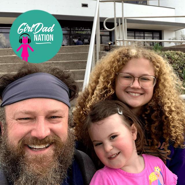 Solo But Not Alone (ft. Mathew Bradley, The Solo Dad Podcast) - podcast episode cover