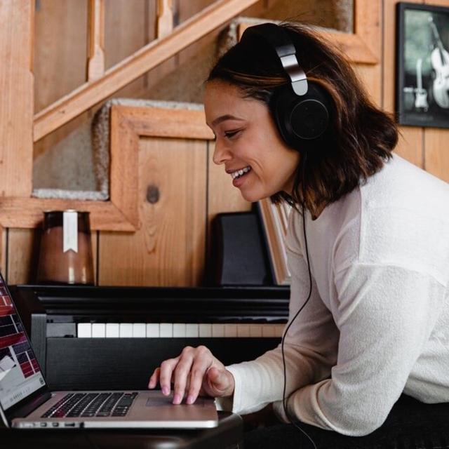 Audio Blog: Why Your Brand Should Be Audio Blogging - podcast episode cover