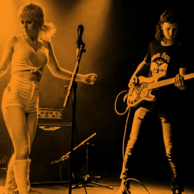 154: Amyl & The Sniffers, The Virtues on C4, Flying Lotus - podcast episode cover