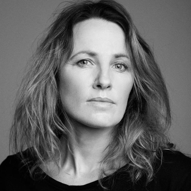 S10E07 - Helen Behan - podcast episode cover