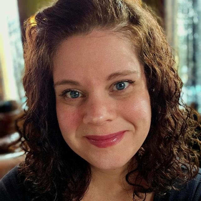 Founder of Nurses for Nurses, Jennifer Crow - podcast episode cover